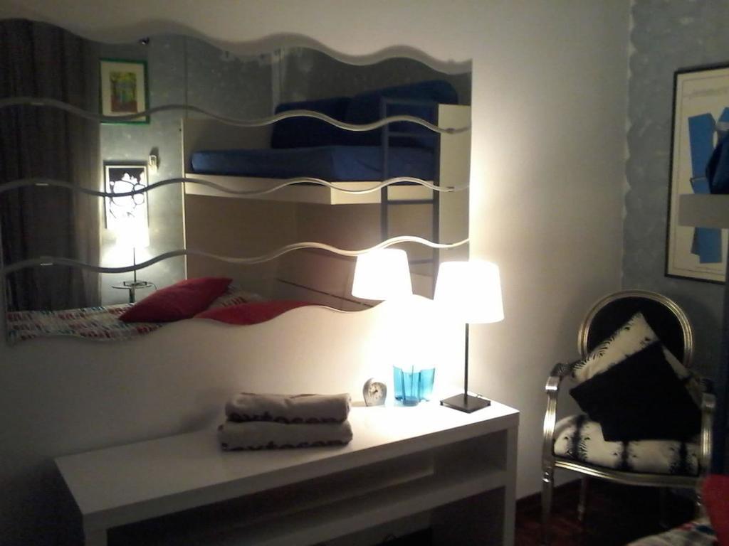 Mary Poppins'S House Bed & Breakfast Trieste Phòng bức ảnh